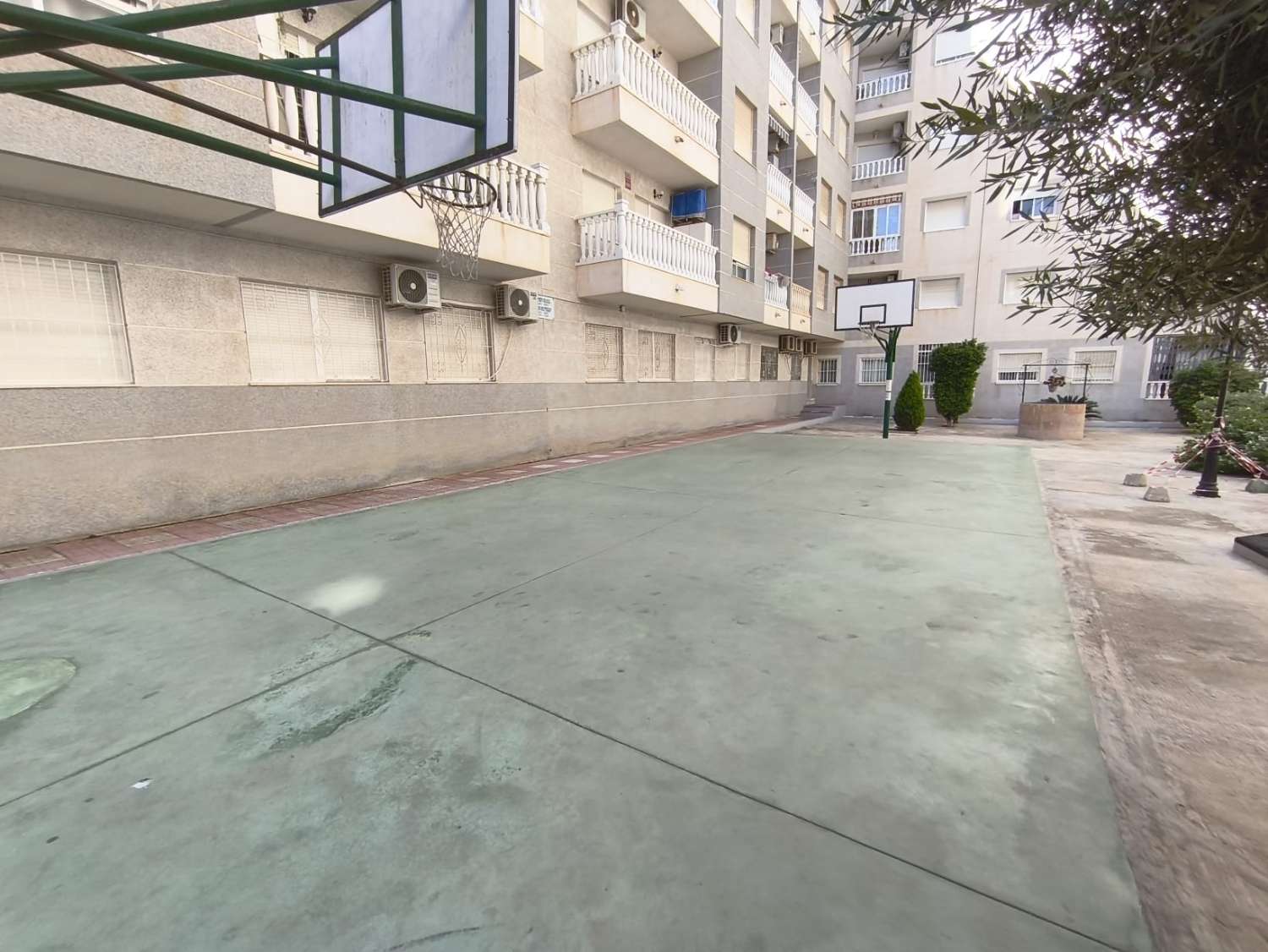 Lejlighed til salg i Las Piscinas Naturales (Torrevieja)