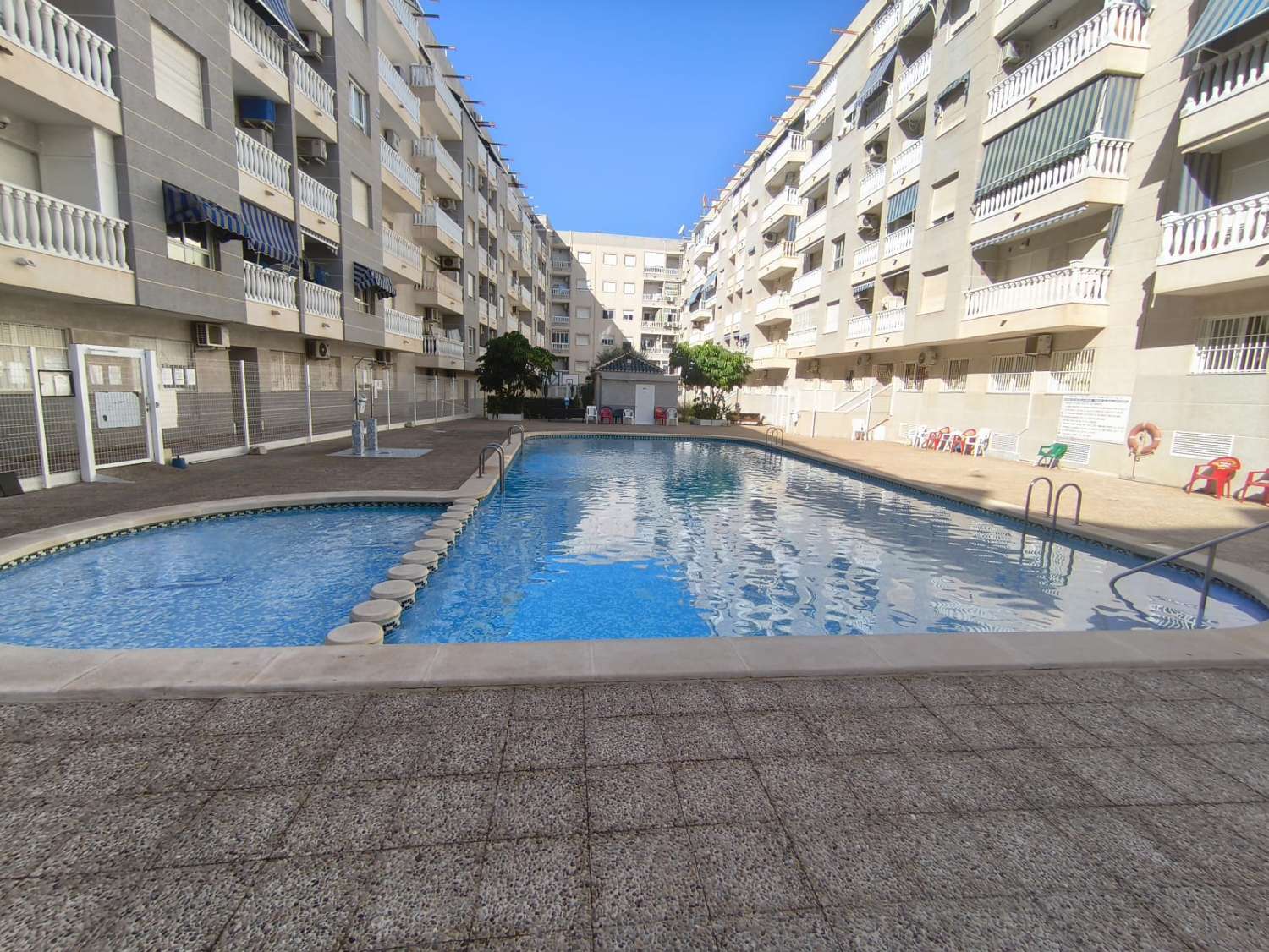 Lejlighed til salg i Las Piscinas Naturales (Torrevieja)